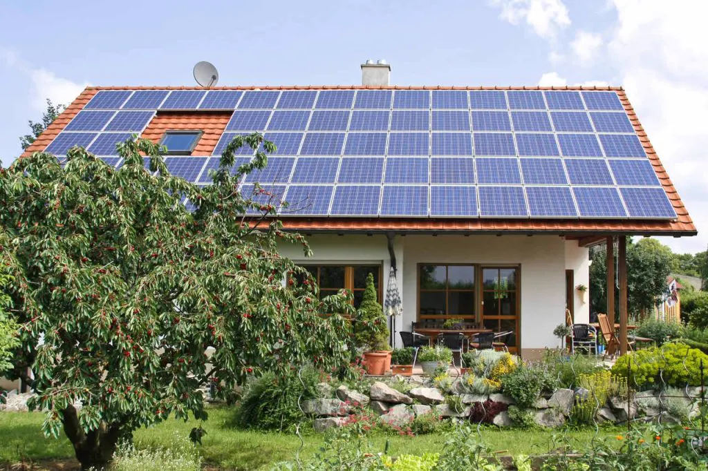 Monokristalline oder polykristalline Solarmodule